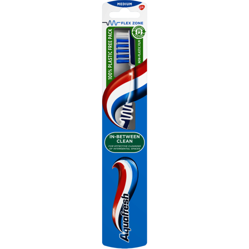 Aquafresh közepes fogköz ápoló fogkefe