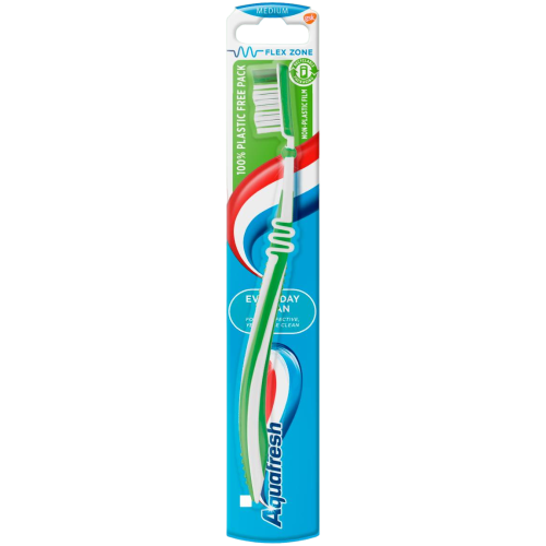 Aquafresh Everyday Clean közepes fogkefe